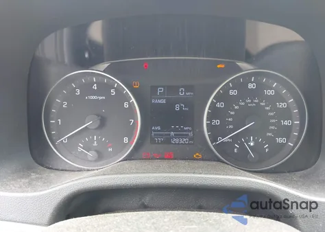 2017 Hyundai Elantra Se z USA, uszkodzony, nr VIN 5NPD84LF5HH003508